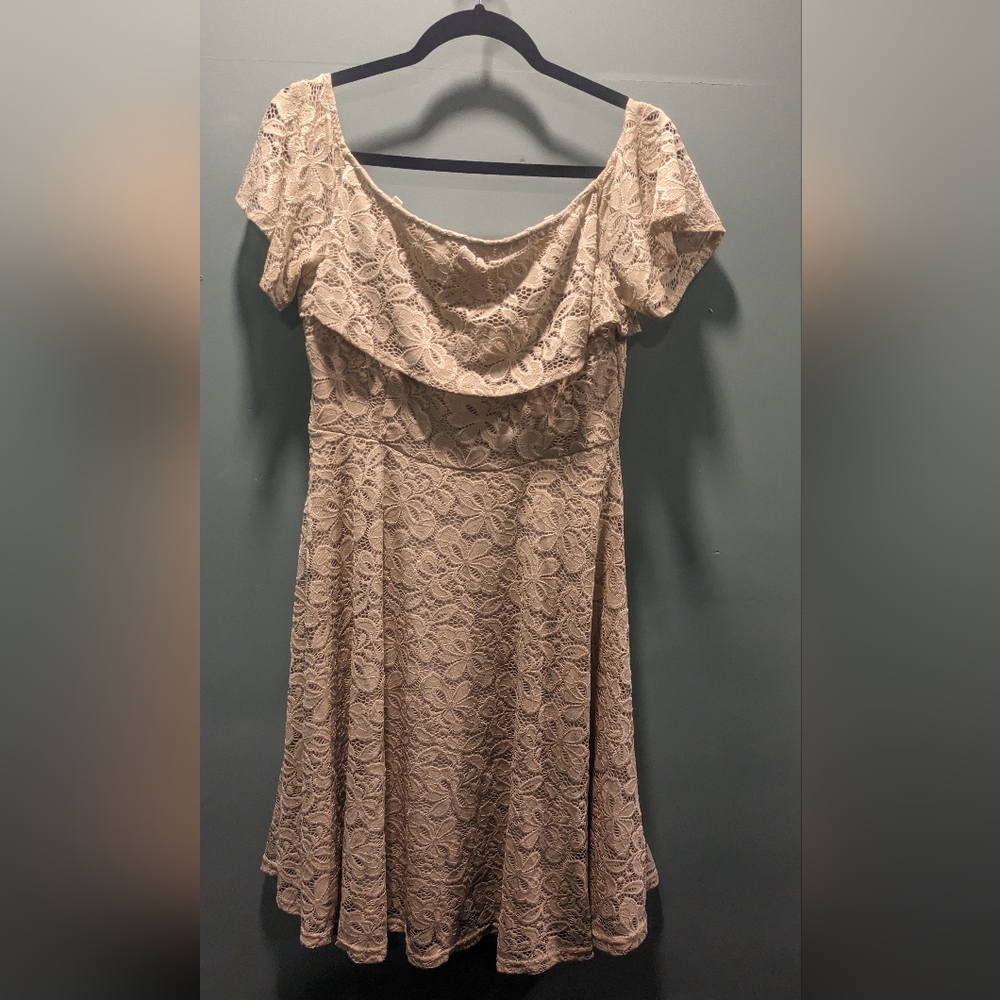 Lace dress